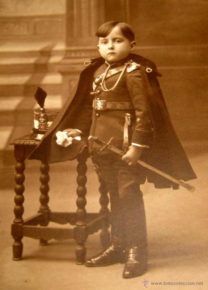 Military Antiques: ANTIGUA FOTOGRAFIA DE NI&Ntilde;O VESTIDO DE OFICIAL DE ARTILLERIA MILITAR. REALIZADA POR EL FOTOGRAFO ALFO