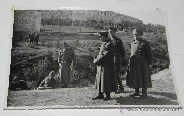 Military Antiques: ANTIGUA FOTOGRAFIA DE MANIOBRAS DE LA ACADEMIA DE INFANTERIA DE TOLEDO EN 1945 - FOTO RODRIGUEZ - MI