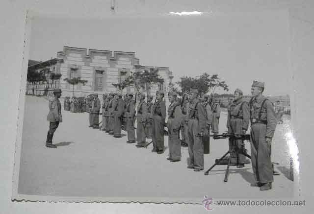 Military Antiques: ANTIGUA FOTOGRAFIA DE MANIOBRAS DE LA ACADEMIA DE INFANTERIA DE TOLEDO EN 1945 - FOTO RODRIGUEZ - MI