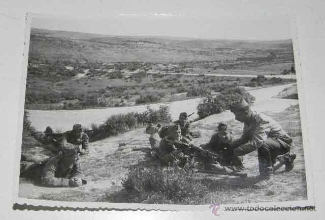 Military Antiques: ANTIGUA FOTOGRAFIA DE MANIOBRAS DE LA ACADEMIA DE INFANTERIA DE TOLEDO EN 1945 - FOTO RODRIGUEZ - MI