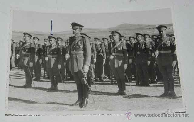 Military Antiques: ANTIGUA FOTOGRAFIA DE MILITARES DE LA ACADEMIA DE INFANTERIA DE TOLEDO EN 1945 - FOTO RODRIGUEZ - MI