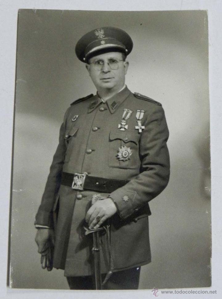 Militaria: ANTIGUA FOTOGRAFIA DE OFICIAL, COMANDANTE CONDECORADO DEL EJERCITO ESPA&Ntilde;OL, TAMA&Ntilde;O POSTAL, FOTO VICO