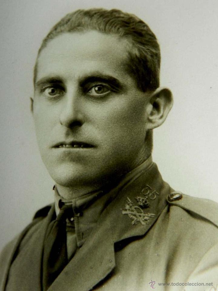 Military Antiques: ANTIGUA FOTOGRAFIA DE MILITAR DEL REGIMIENTO, 35 DE CAZADORES, EPOCA DE ALFONSO XIII, TAMA&Ntilde;O POSTAL,