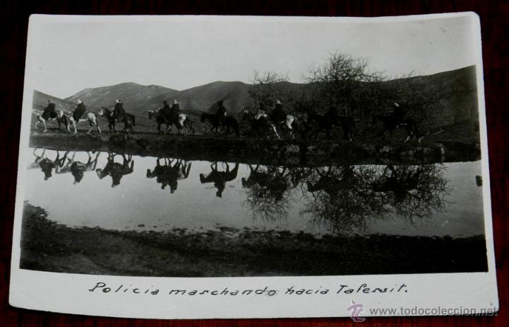 Military Antiques: ANTIGUA FOTOGRAFIA DE LA POLICIA INDIGENCIA MARCHANDO HACIA TAFERSIT, GUERRA DE RIF, CAMPA&Ntilde;A DE MARR