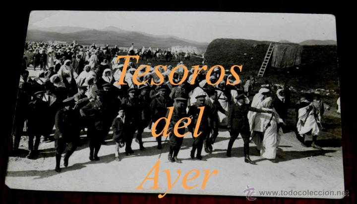 Militaria: ANTIGUA FOTOGRAFIA POSTAL DE LA GUERRA DEL RIFF, OFICIALES ESPA&Ntilde;OLES ENTRE OTROS EL GENERAL PRIMO DE