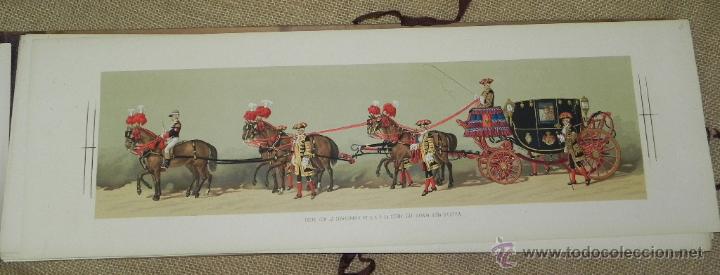 Militaria: Comitiva Regia 1879, lamina 25, coche con la servidumbre de S.A.R. la la Serma. Sra. Infante Do&ntilde;a Cr