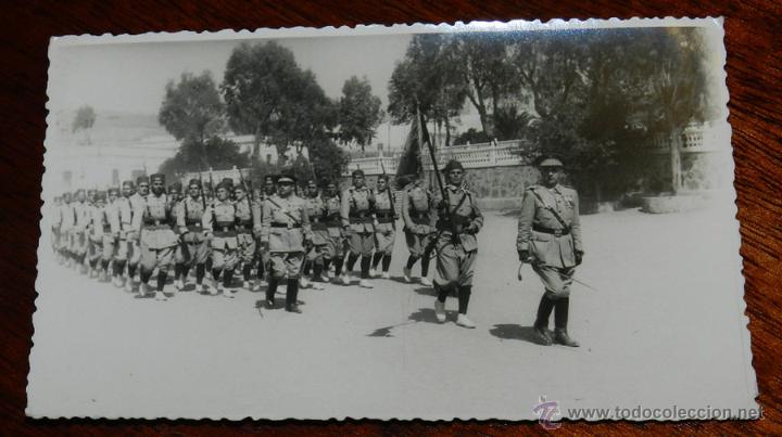 Military Antiques: ANTIGUA FOTOGRAFIA DE FUERZAS DEL CUERPO DE REGULARES DE MELILLA, FOTOGRAFIA DE GARCIA, PRADILLA, 38