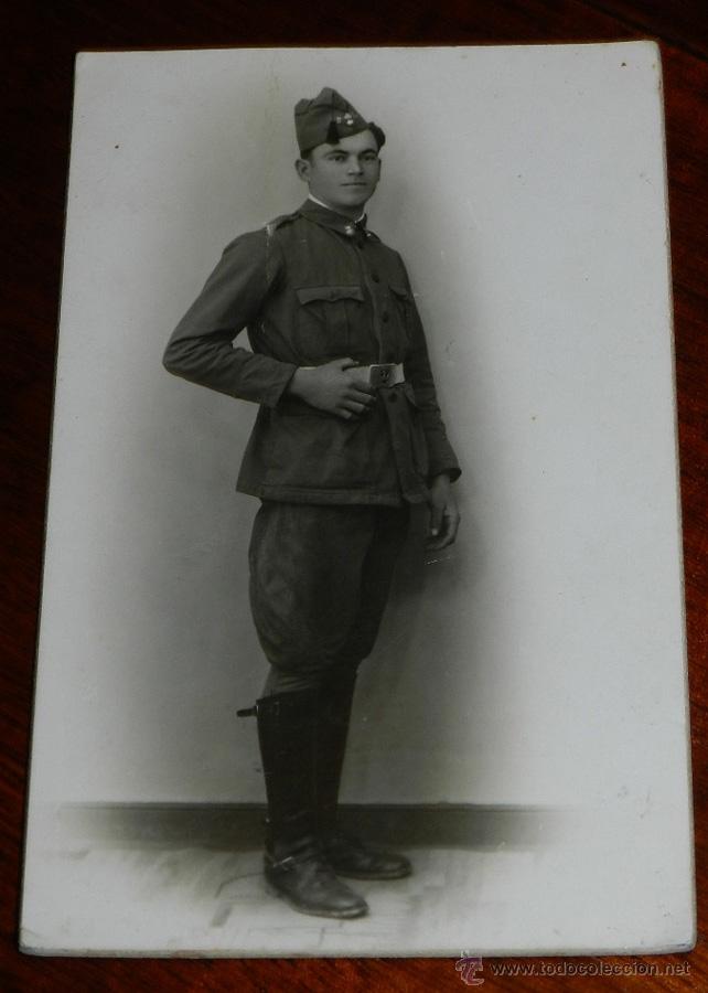 Military Antiques: ANTIGUA FOTOGRAFIA DE MILITAR DE ARTILLERIA, FECHADA EN 1935, REPUBLICA, FOTOGRAFIA DE BARIEGO, CALL