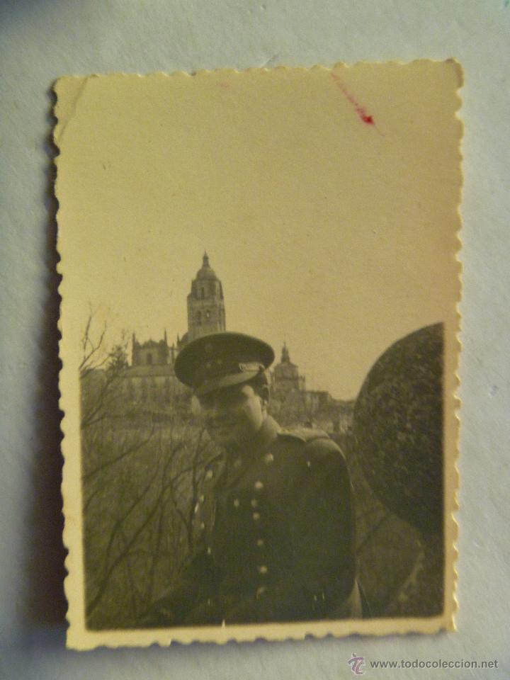 Militaria: FOTO DE TENIENTE DE ARTILLERIA CON CADETERAS , PUEDE SER SEGOVIA .