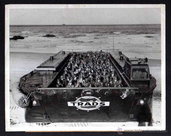 Militaria: Original Fotograf&iacute;a Militar para reportajes. Escrito detr&aacute;s