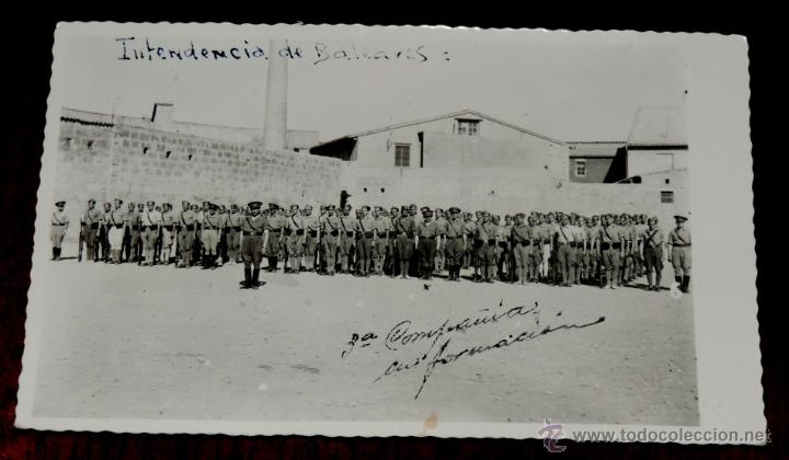 Militaria: FOTOGRAFIA DE TROPAS DE INTENDENCIA DEL GRUPO DE BALEARES, 3&ordf; COMPA&Ntilde;IA, JUNIO DE 1940, TAMA&Ntilde;O POSTAL