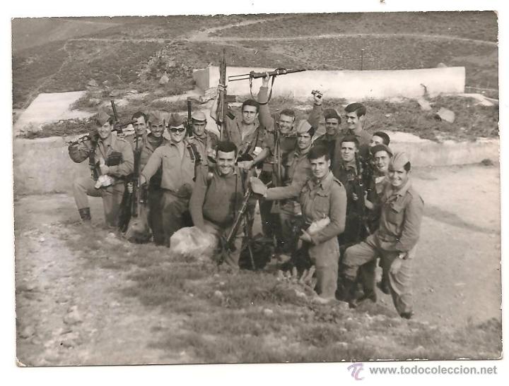 Militaria: SOLDADOS ESP&Ntilde;AOLES EN SIDI IFNI EN EL A&Ntilde;O 1967