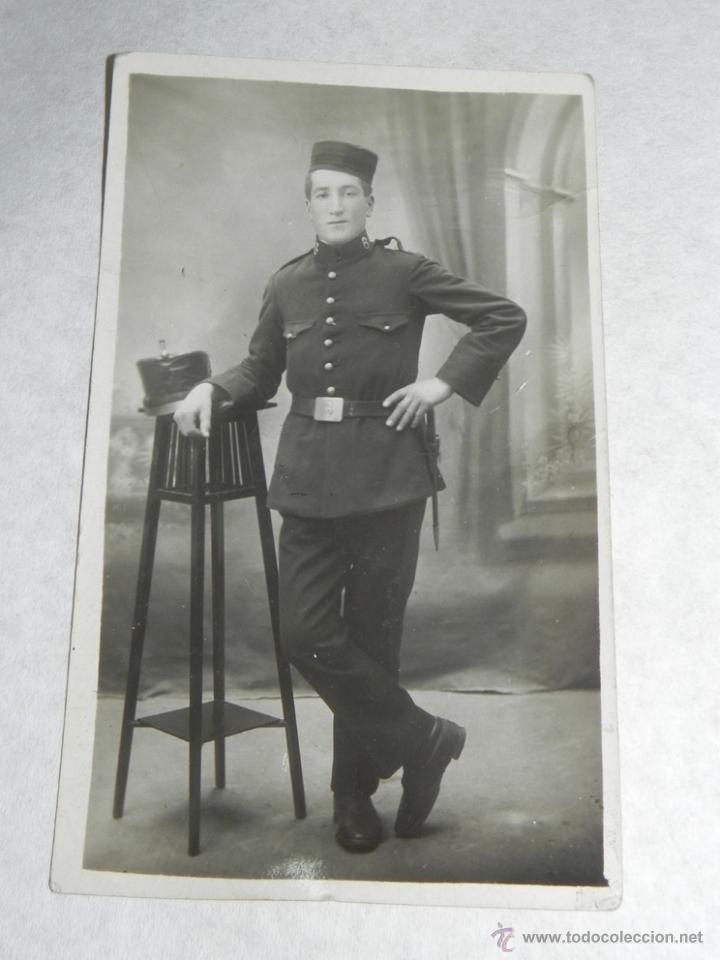 Military Antiques: FOTOGRAFIA POSTAL DE MILITAR DEL REGIMIENTO N&ordm; 6, SIN CIRCULAR, TAL COMO SE VE EN EL ESCANER PUESTO.