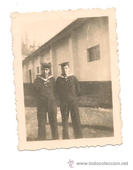 Militaria: SOLDADOS ESPA&Ntilde;OLES DE MARINA EN FECHA 8/2/1948