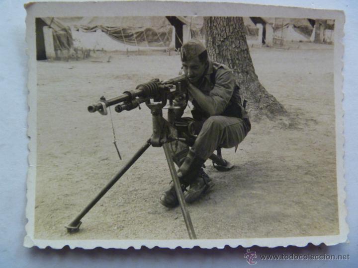Militaria: FOTO DE MILITAR CON AMETRALLADORA HOTCHKISS