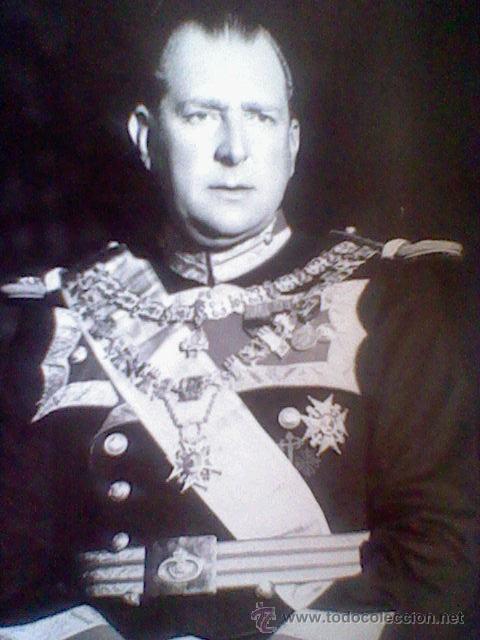 Militaria: fotografia Don Juan Conde de Barcelona con condecoraciones militares 24 x 18 cms foto unipress