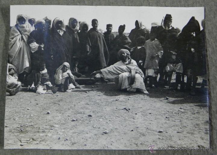 Military Antiques: FOTOGRAFIA DE GRUPO DE MOROS, EPOCA GUERRA DEL RIF, FOTOGRAFIA ZEGRI, MIDE 10,5 X 7,5 CMS.