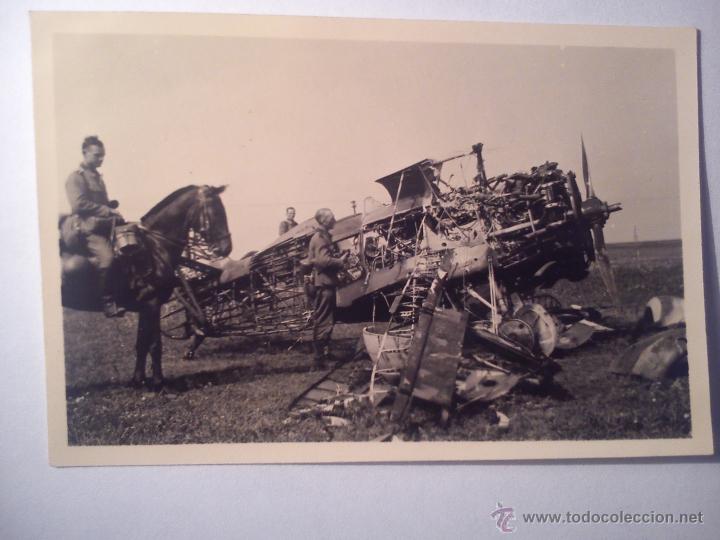Militaria: FOTO FOTOGRAF&Iacute;A ORIGINAL DE UN AVION POLIKARPOV I-15 DESTRUIDO