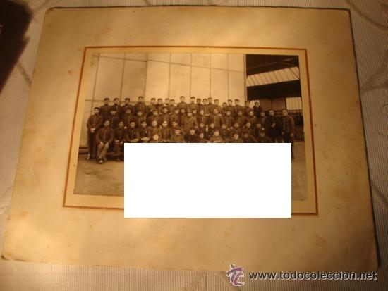 Militaria: ANTIGUA FOTOGRAFIA EN CARTON BATALLON MILITAR MILITARES ANDEN AVION?&iquest;, ES DE P.P S.XX.