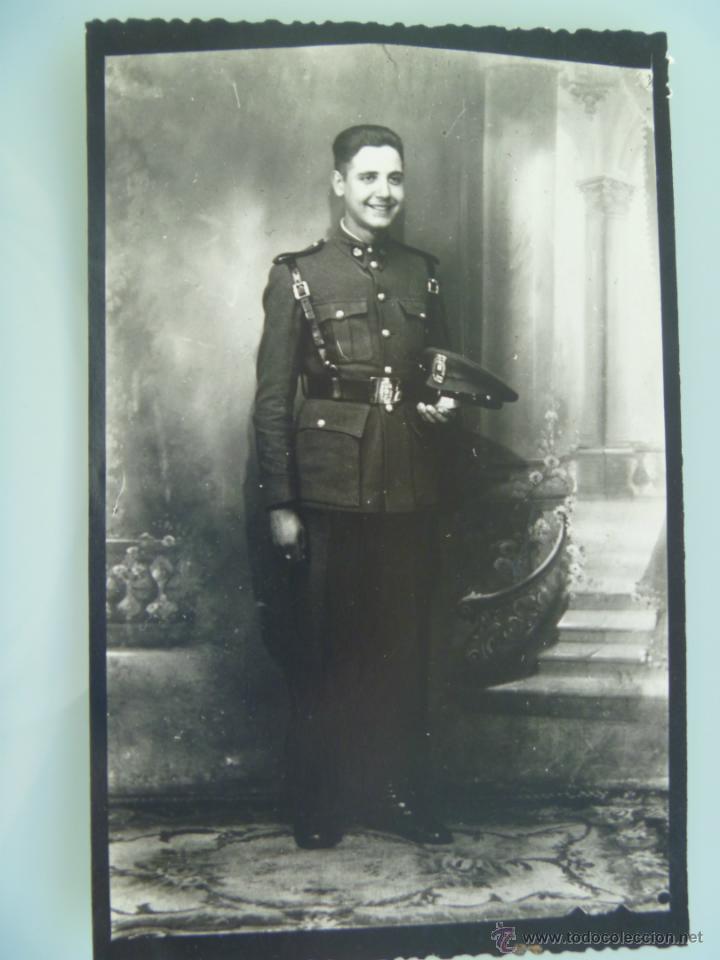 Militaria: FOTO DE ESTUDIO DE MILITAR DE LA GUARDIA DE FRANCO O DEL CUARTEL GENERAL DEL GENERALISIMO