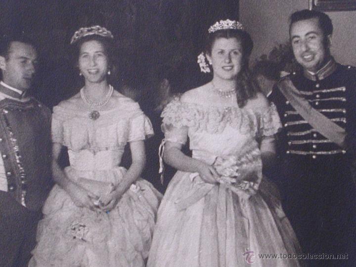 Militaria: REAL MAESTRANZA DE SEVILLA FOTO CON LOS NOMBRES DE LOS FOTOGRAFIADOS. A&Ntilde;OS 50