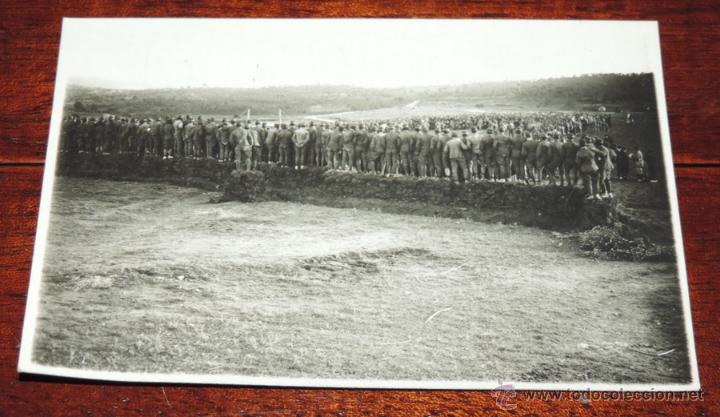 Military Antiques: FOTO POSTAL DE FIESTA GIMNASTICA MILITAR EN EL CAMPAMENTO DE LA SIERRA DE SIERRA DEL MONTSENY, CAMPE