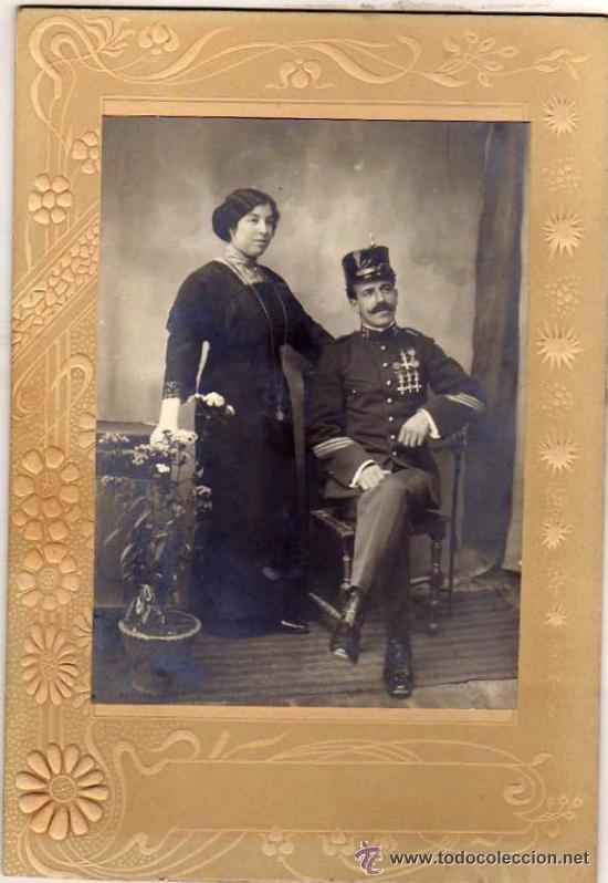 Militaria: Fotografia Militar condecorado en uniforme de gala. 23 x 15 cm. No figura fotografo&iacute;