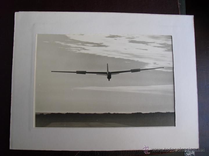 Militaria: PLANEADOR BLANIK ATERRIZANDO