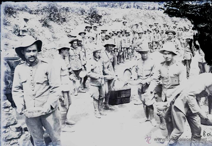 Military Antiques: FOTOGRAFIA DE CRISTAL NEGATIVO DE MILITARES EN MARRUECOS 1910 APROXIMADAMENTE, MIDE 14,8 X 10 CMS. A
