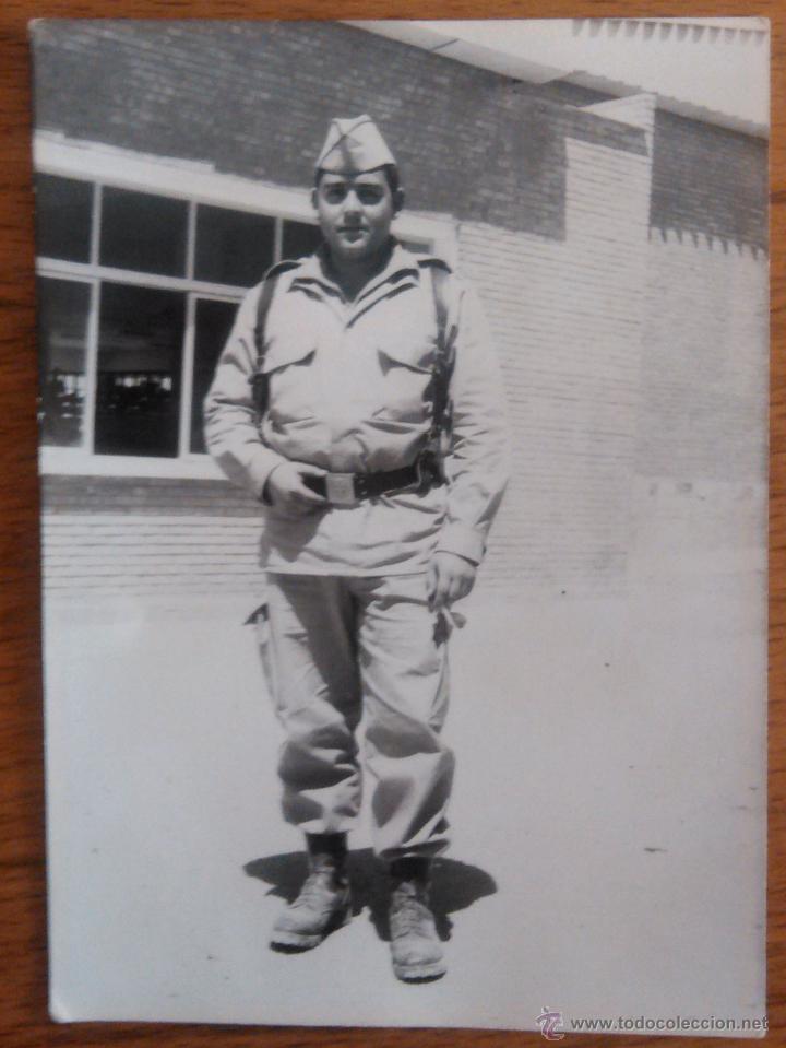 Militaria: MILITAR