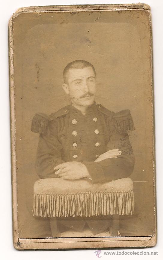 Militaria: OFICIAL FRANC&Eacute;S EN LA D&Eacute;CADA DE LOS A&Ntilde;OS 10 AL 20 - EN SOPORTE DE CART&Oacute;N