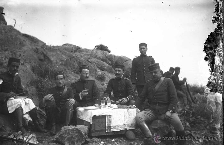 Military Antiques: FOTOGRAFIA DE CRISTAL NEGATIVO DE MILITARES EN LA GUERRA DEL RIF MARRUECOS 1910 APROXIMADAMENTE, MID