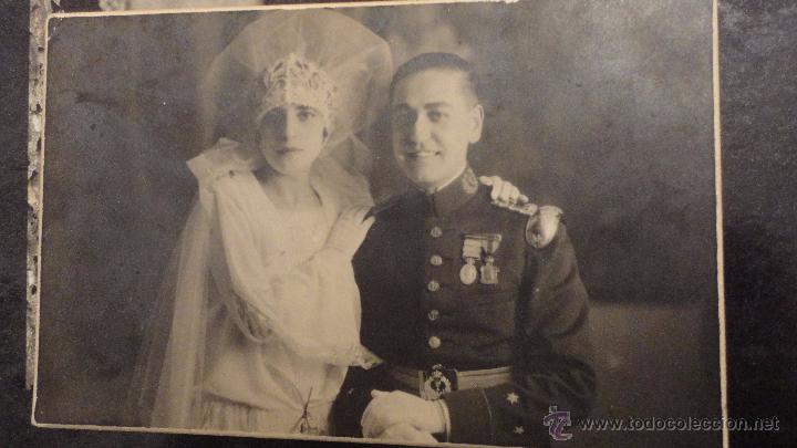 Militaria: FOTOGRAFIA DE BODAS.RICARDO DE CALA JIMENEZ.MELILLA.CORONEL FARMACEUTICO DEL EJERCITO.A&Ntilde;OS 30