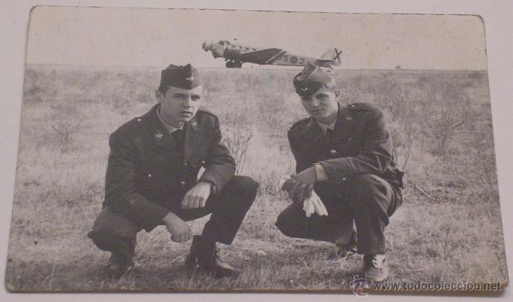 Militaria: Fotograf&iacute;a de dos soldados de Aviaci&oacute;n