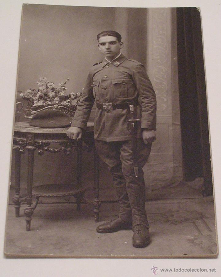 Militaria: Fotograf&iacute;a Soldado de reg. n&ordm; 1