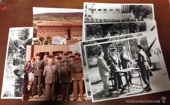 Militaria: Lote de 7 fotos (una repetida), blanco y negro y a color, 23,5 x 17 cm aprox.