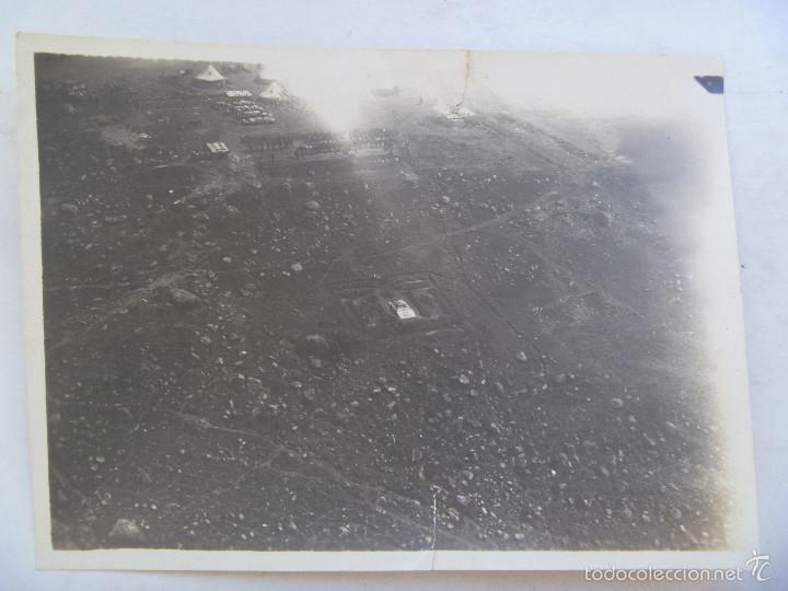 Militaria: GUERRA DE AFRICA : FOTO AEREA DE UN CAMPAMENTO , TROPAS Y CEMENTERIO CAIDOS DE LA LEGION