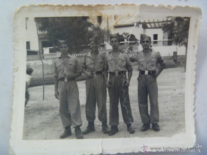 Militaria: LA LEGION : FOTO DE UN GRUPO DE LEGIONARIOS ... 7 x 8,5 cm
