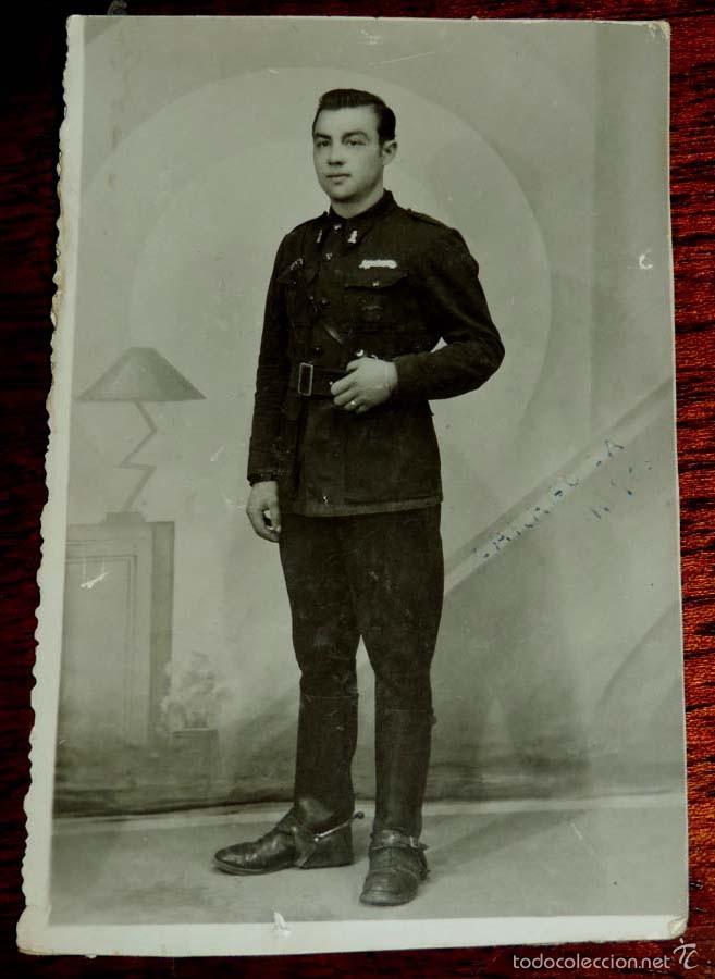 Military Antiques: FOTOGRAFIA MILITAR INGENIERO CONDUCTOR, DEBAJO DE LA INSIGNIA DEL AUTOMOVIL, LLEVA UN PARCHE CON EL
