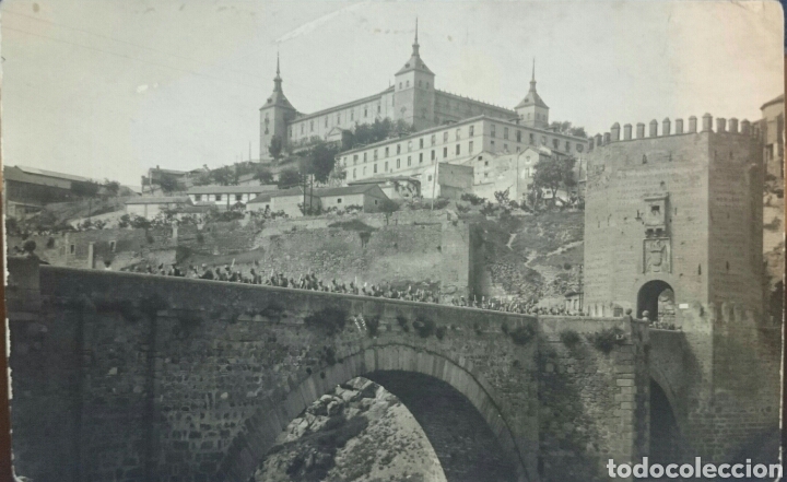 Militaria: Foto cadetes academia infanter&iacute;a de Toledo, original,tama&ntilde;o postal