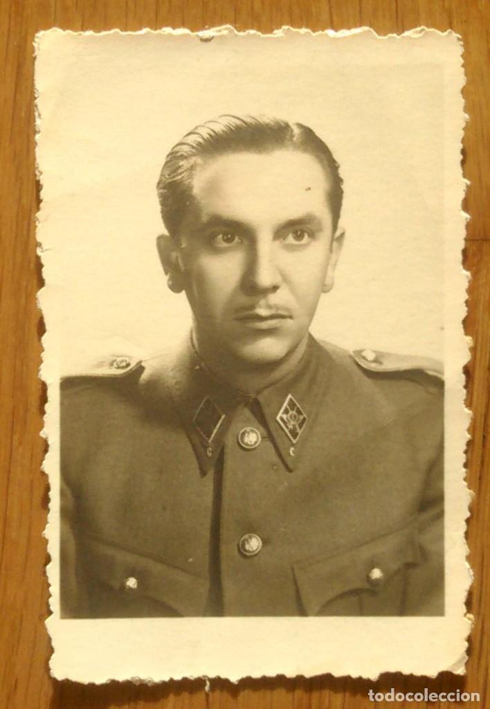 Militaria: MILITAR