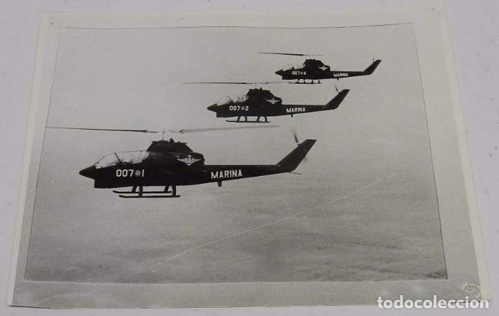 Militaria: Fotografia de helicoteros, helicoptero Huey Cobra, de la desaparecida 7&ordf; Escuadrilla de Aeronaves, l