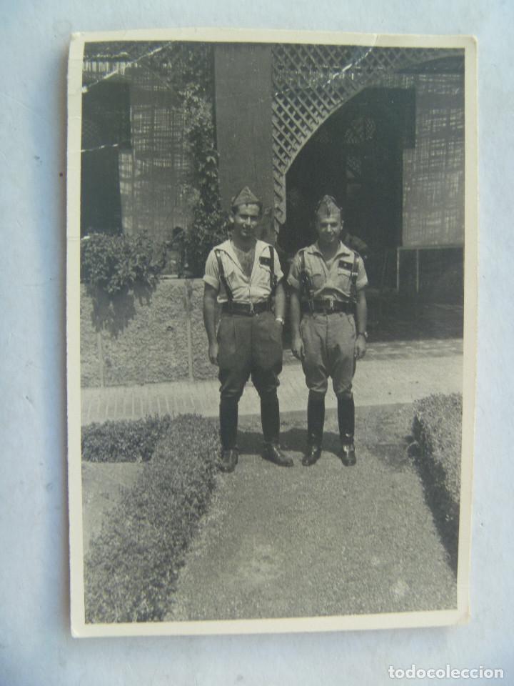 Militaria: LA LEGION : ALFERECES PROVISIONALES LEGIONARIOS TERCIO GRAN CAPITAN. TAVIMA ( MARRUECOS ), 1955