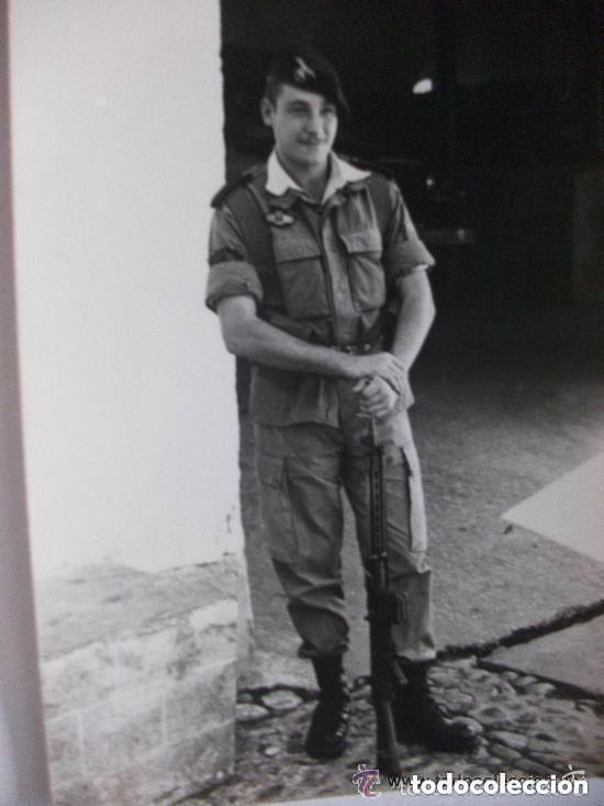 Militaria: AVIACION - PARACAIDISMO : MILITAR DE LA BRIPAC CON CETME . A&Ntilde;OS 60.