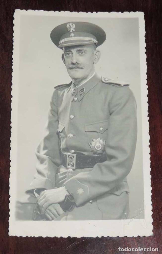 Militaria: FOTOGRAFIA DE COMANDANTE, EPOCA DE FRANCO FECHADA EN 1943, MIDE 13,5 X 8 CMS.