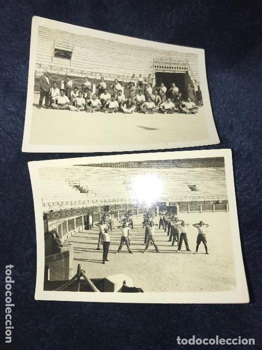 Militaria: LOTE FOTOGRAF&Iacute;AS ANTIGUAS MILITARES SOLDADOS HACIENDO GIMNASIA PLAZA TOROS &Eacute;POCA FRANQUISTA