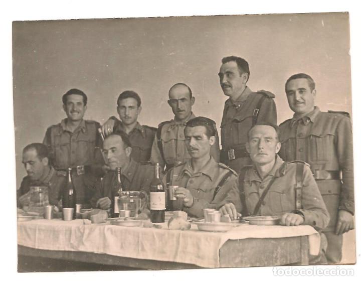 Militaria: SOLDADOS ESPA&Ntilde;OLES EN LOS A&Ntilde;OS 40/50