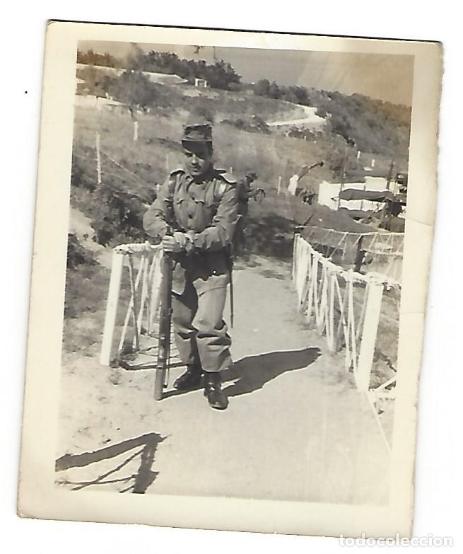 Militaria: SOLDADO ESPA&Ntilde;OL CON MAUSER EN LOS A&Ntilde;OS 40/50