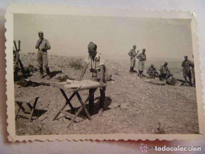 Militaria: TROPAS ESPA&Ntilde;OLAS DE AFRICA : MANIOBRAS , TENIENTE ARTILLERIA 4&ordf; BATERIA .FRENTE A DAR DRUCH
