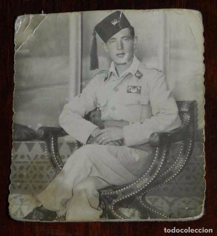 Militaria: FOTOGRAFIA DE REGULAR, MIDE 7 X 6 CMS.